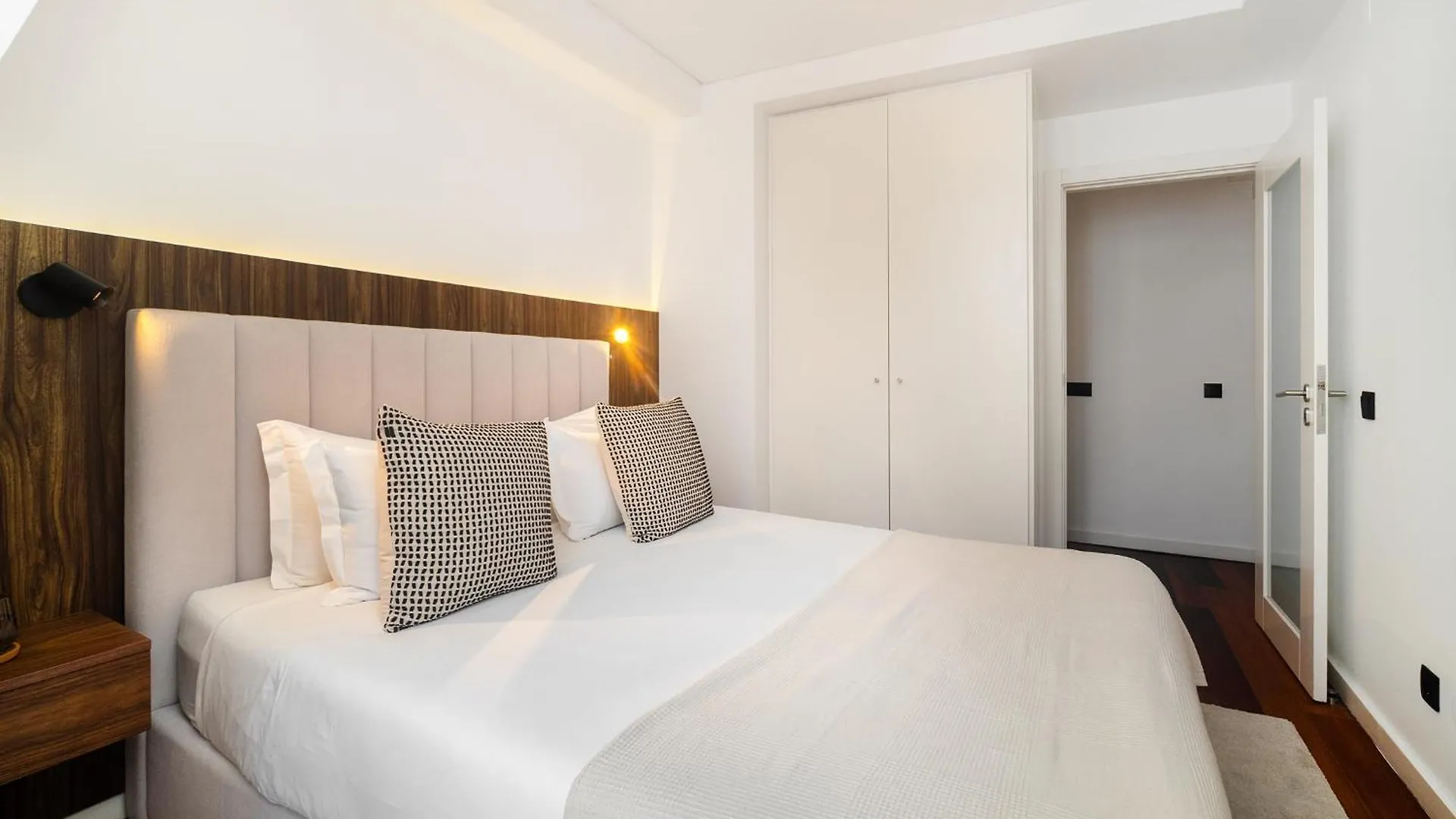 Whome | Luxury Chiado Prime Apartment Lisboa