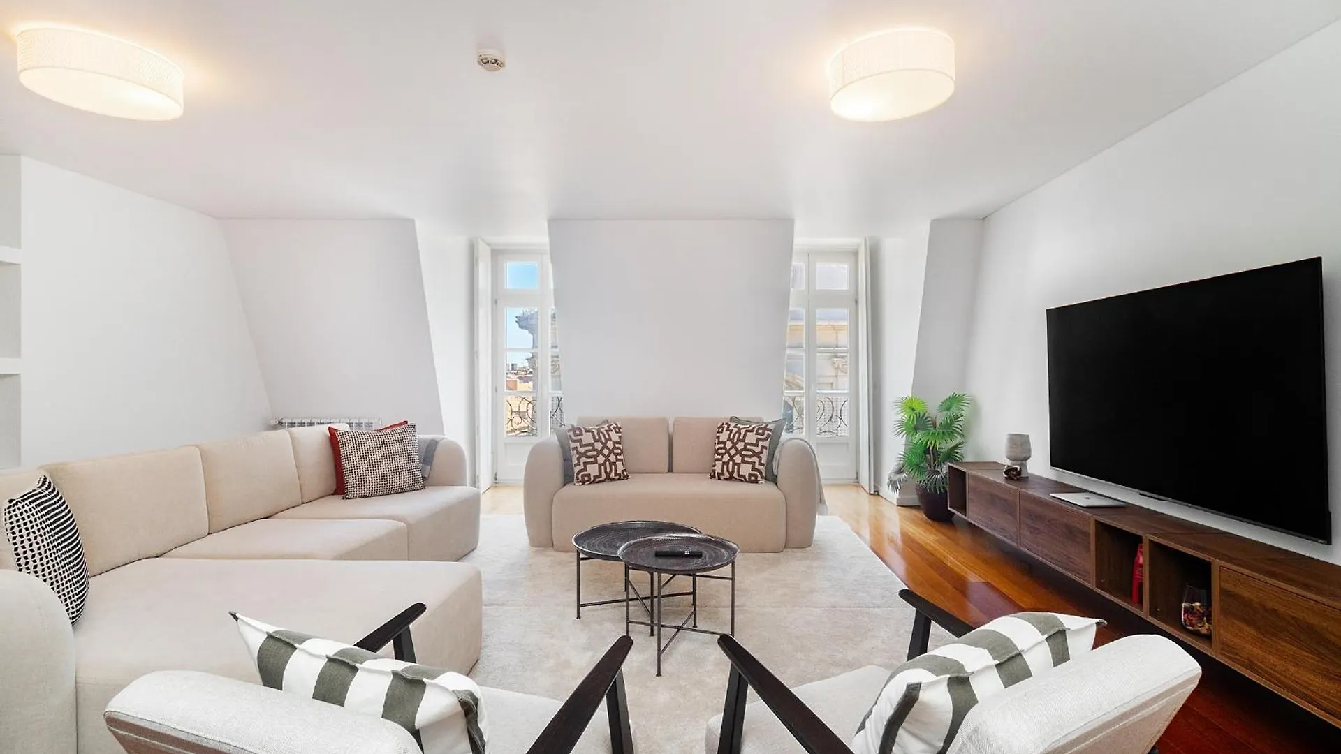 Whome | Luxury Chiado Prime Apartment Lisboa