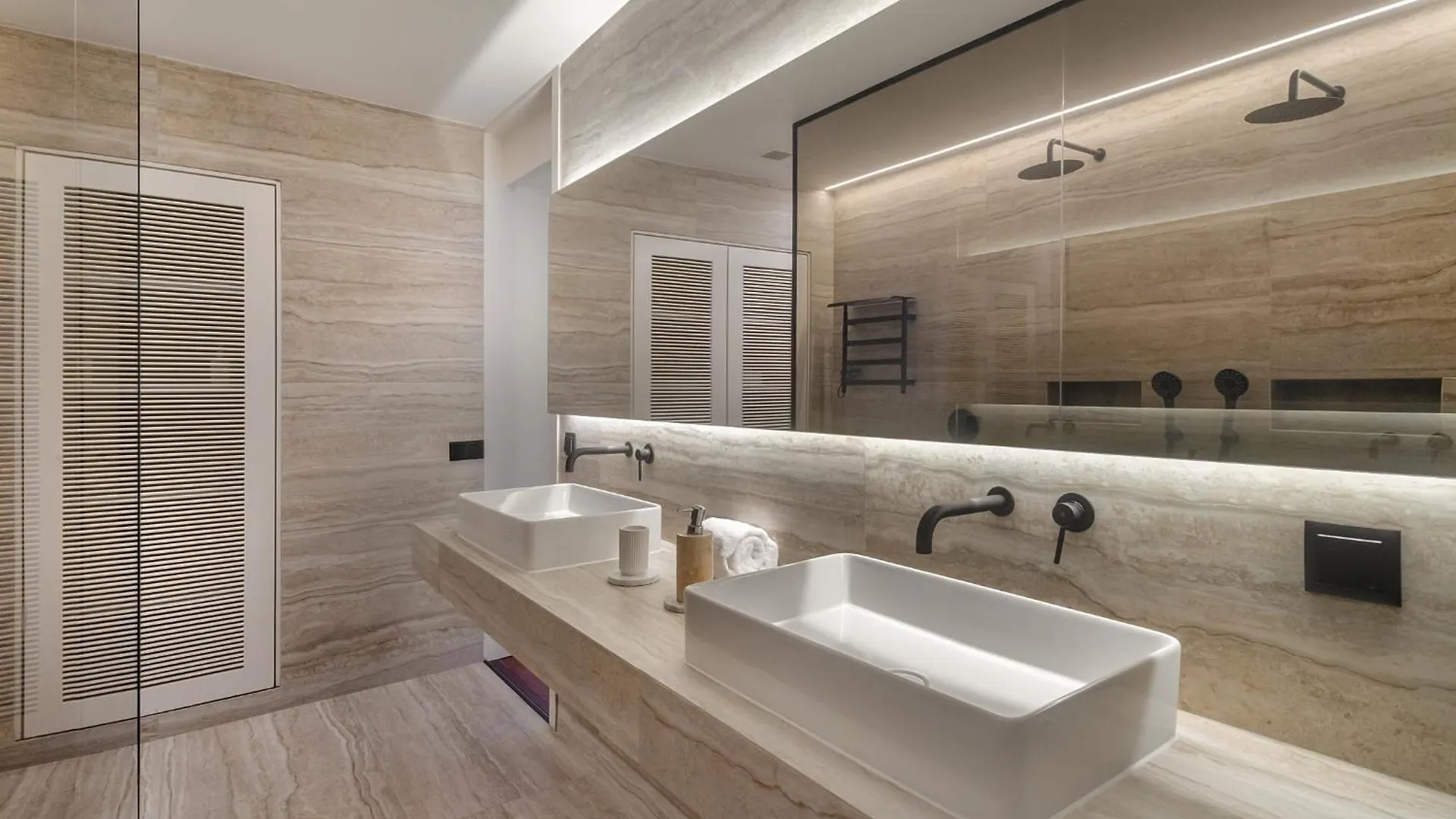 Whome | Luxury Chiado Prime Apartment Lisboa